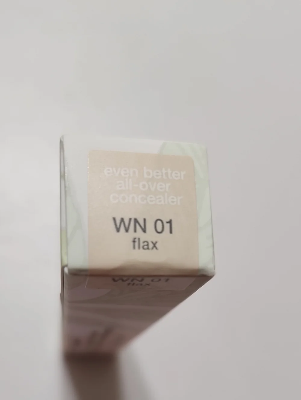 CLINIQUE WN01 Flax Even Better All-Over Concealer + Eraser